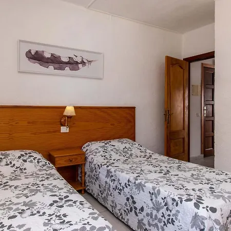 Floritas 24 - One Bed With Pool View