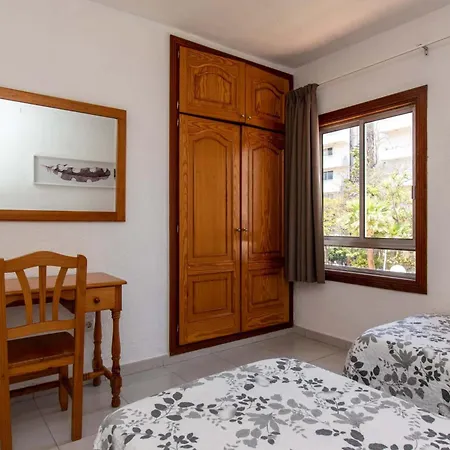Floritas 24 - One Bed With Pool View Apartment *