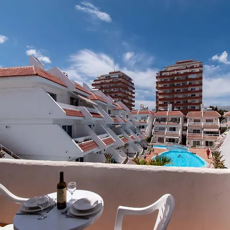 Floritas 24 - One Bed With Pool View * Arona (Tenerife)